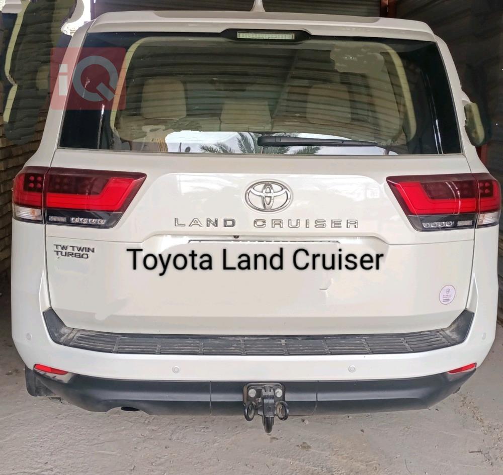 تويوتا لاندكروزر